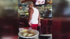 Boxer Kličko přišel o pizzu! Pak provokatéra zničila ochranka