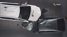 Po zhlédnutí tohoto crash testu už nebudete chtít staré auto