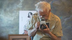 Jan Saudek slaví 90. narozeniny a stále fotografuje. Můj život byla sranda, říká