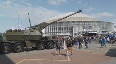 O zbrojařský veletrh v Brně je velký zájem. První den se tvořily 400metrové fronty