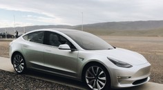 Tesla ztratila post americké jedničky, vystřídalo ji General Motors