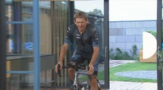 Nejtěžší jednodenní závod, výšlap na horu a zpět do Čech. Brutalita, říká cyklista