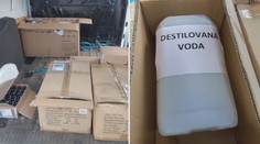 Muž chtěl převést přes hranice 121 litrů dezinfekce. Zadržela ho policie
