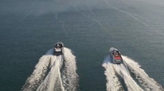 VIDEO: Na rakouském jezeře se prohánějí elektrické čluny