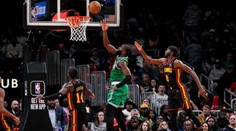 Krejčí proti Bostonu trefil jednu trojku. Atlanta se Celtics ale padla