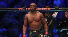 Na UFC 286 se představí kontroverzní hvězdy, které testovaly ruské zbraně