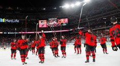 Pod širým nebem vyhráli Devils. Florida dala v derby devět gólů