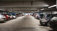 Myslel si, že mu ukradli auto. Ve skutečnosti jen zapomněl kde zaparkoval