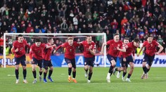 Češi při penaltách podváděli, vztekají se irští fanoušci. Žádají UEFA o pomoc