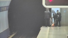Z kolejí se ozývalo chrápání. Muže zachránili na poslední chvíli