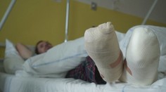 Milan šel bosý závějemi sněhu. Při pohledu na své nohy se zděsil!