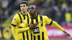 Bayern přetlačil Herthu a je první. Dortmund ovládl derby s Bochumí