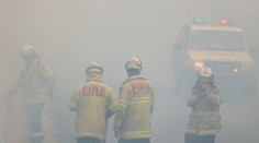 Požáry v Austrálii mají už tři oběti! Školy zavřely, v akci jsou tisíce hasičů