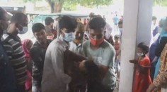 Blesky zabily v Bangladéši sedmnáct svatebčanů, ženicha zranily
