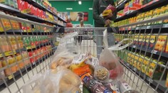Potraviny zdražily, nafta je ale levná. Začínáme se mít lépe, říká ekonom