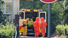Na Bulovku přivezli ženu po návratu z Ugandy. Má podezření na vysoce nakažlivou nákazu