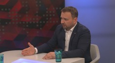 Pět tisíc za každé dítě. "Peníze chceme k rodinám dostat co nejdříve," říká Jurečka