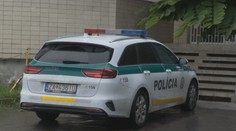 Policisté na Slovensku vyšetřují vraždu novorozence. Tělíčko našli v okapové rouře