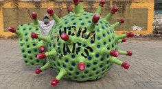 Výrobce bláznivých vozítek představuje pojízdný koronavirus