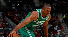 Boston bez Irvinga porazil Toronto a slaví už dvanáctou výhru!