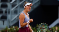 Vondroušová postoupila v singlu i deblu, Macháč v Austrálii končí