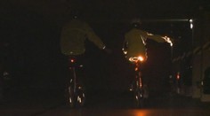 Revoluce pro cyklisty: Chytrá bunda má dokonce i blinkry