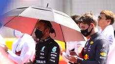 Stejně bodů před posledním závodem? F1 podobný souboj zažila jednou v historii