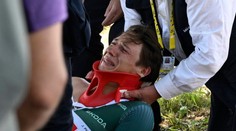 Hvězdný cyklista se po pádu na Tour ozval z nemocnice, má několik zlomenin