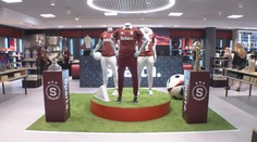 Sparta jde ve stopách světových klubů. Otevřela nový fanshop na letišti