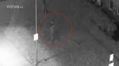V Karlových Varech se střílelo na ulici. Policie hledá svědky