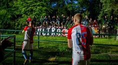 Fotbalisté Slavie šli na děkovačku až do lesa! Fandové spásný gól neviděli