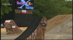 VIDEO: X-Fighters řádili v Japonsku, za největšího borce byl Sherwood