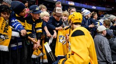 Na ledě: O NHL ve Švédsku, podpisovém šílenství v mrazu a Světovém poháru