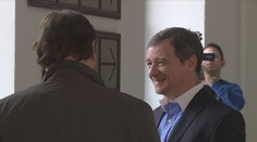 Bitva Davida Ratha s jeho bratrem: Soud otevřel starý spor o závěť jejich otce