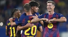 Barcelona zesměšnila Valencii šesti góly, tři hráči dali po dvou brankách