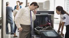 Nová technologie zpříjemní cestování letadlem. V Česku se její použití odkládá