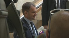 S Covidem-19 aktuálně bojuje na 400 lékařů. Hrozí odklad vyšetření i operací