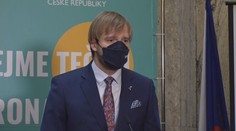 Karanténa možná bude o týden kratší. Vojtěch chce, aby si lidé testy platili