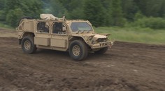 U Rokycan se proháněly vozy používané americkou armádou
