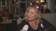 Halinu nejde nemilovat, ani přehlédnout. České celebrity slavily ve velkém