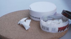 Nekompromisní zákaz nikotinových sáčků. Ve Francii za ně hrozí vysoké pokuty