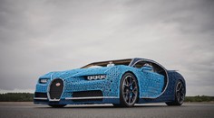 Předjela vás stavebnice? V Kladně postavili pojízdné bugatti z lega