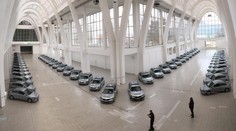 Jihomoravští policisté mají nová auta, dostali i elektromobily