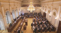 Poslanci kývli na prodloužení nouzového stavu do 20. listopadu
