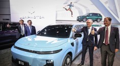 Automobilky v Paříži poměřují síly. Tohle jsou "zbraně" pro souboj Číny s Evropou