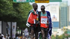 Severní Korea se bojí. Maratonci prý přivzou EBOLU
