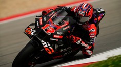 Sprint MotoGP ovládl Viñales, pódium pro Márqueze. Bagnaia čtvrtý