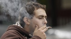 Slovensko mění přístup k drogám. Za trochu marihuany nebude soud