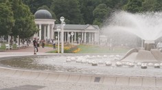 Lázeňská města hlásí silnou sezónu. Hostům nejspíš výkyvy počasí nevadí