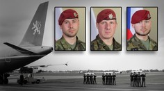 Letoun s ostatky vojáků doprovodí gripeny, posmrtně je povýšili